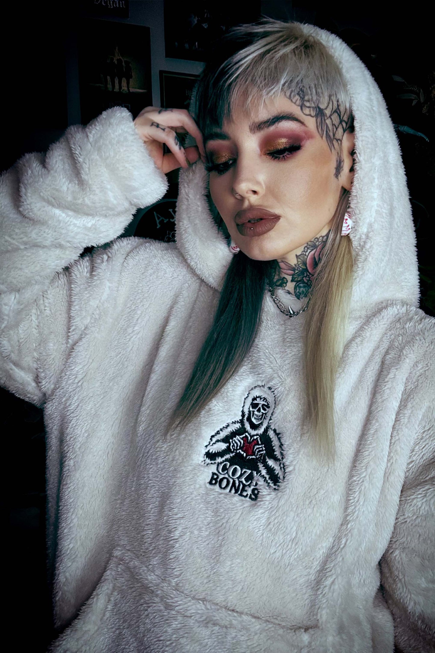 Cozy Bones Unisex Natural Fluffy Fleece Hoodie